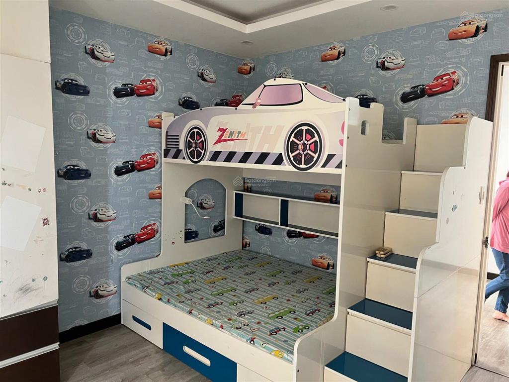 Bán cc 3pn, 2wc, 115m2 tại hoàng tháp plaza đã có sổ, 5,7 tỷ, bình hưng, bình chánh. 0934 131 ***.