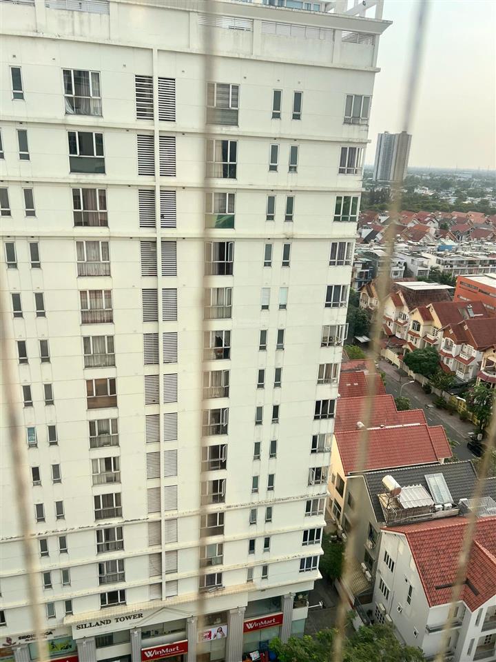 Bán cc 3pn, 2wc, 115m2 tại hoàng tháp plaza đã có sổ, 5,7 tỷ, bình hưng, bình chánh. 0934 131 ***.