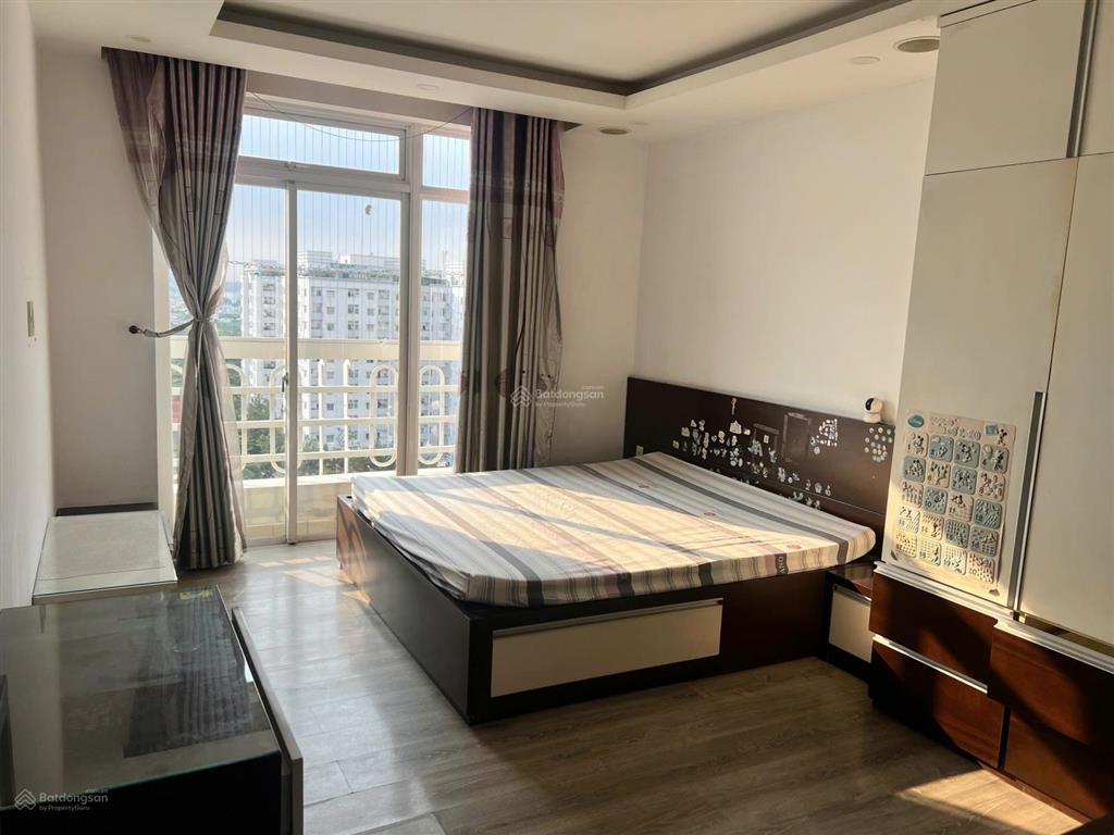 Bán cc 3pn, 2wc, 115m2 tại hoàng tháp plaza đã có sổ, 5,7 tỷ, bình hưng, bình chánh. 0934 131 ***.