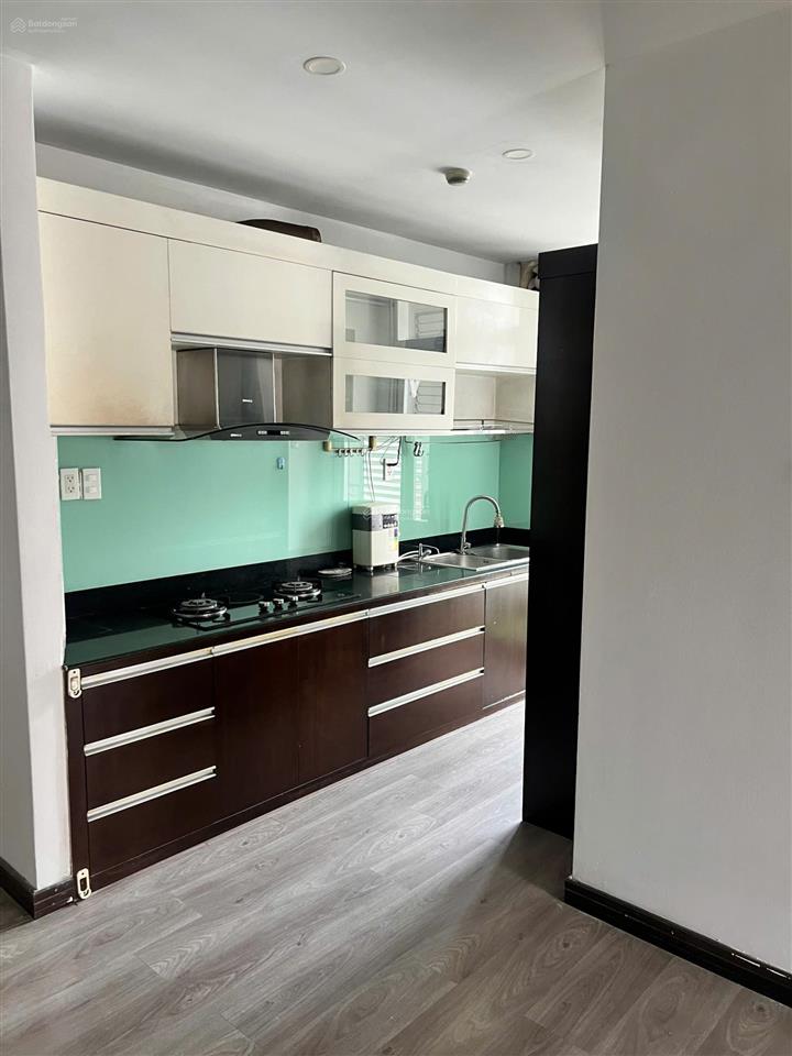 Bán cc 3pn, 2wc, 115m2 tại hoàng tháp plaza đã có sổ, 5,7 tỷ, bình hưng, bình chánh. 0934 131 ***.