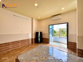 Trống 1 phòng bancol thang máy ngay tân hương  tân phú