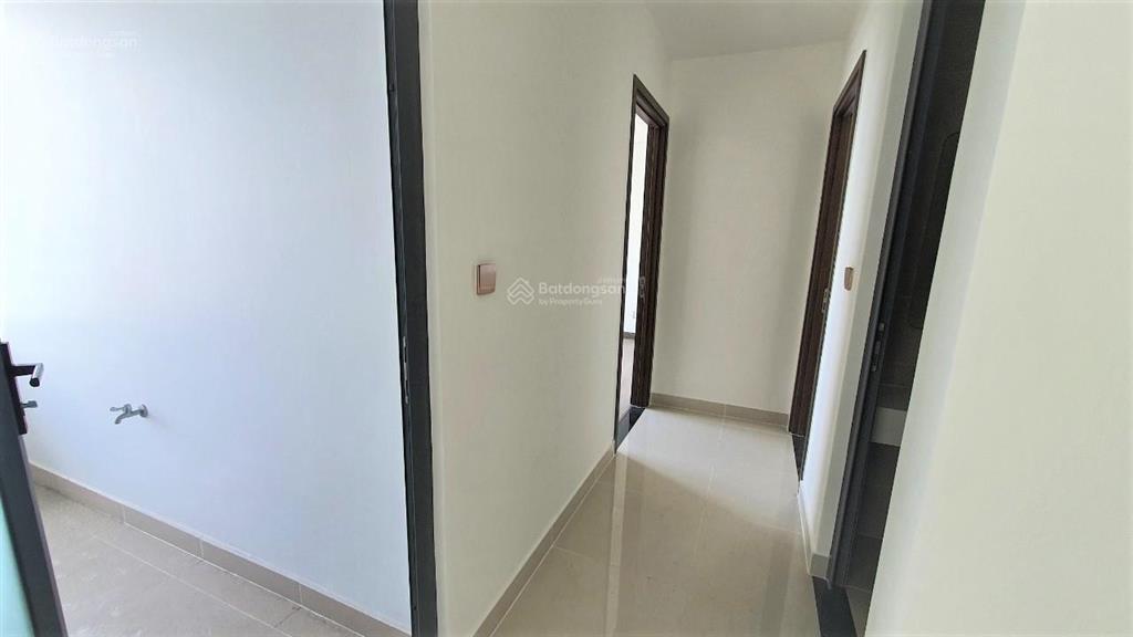 Q7 boulevard 2pn 2wc căn gốc giá 95% đã vat mới tầng trung view đẹp vị trí tốt