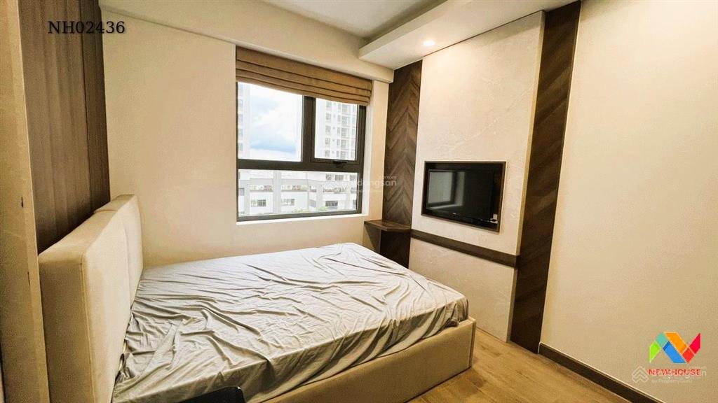 Q7 boulevard 2pn 2wc căn gốc, có hđmb, view đẹp căn góc hướng mát 2 view vị trí thuận tiện
