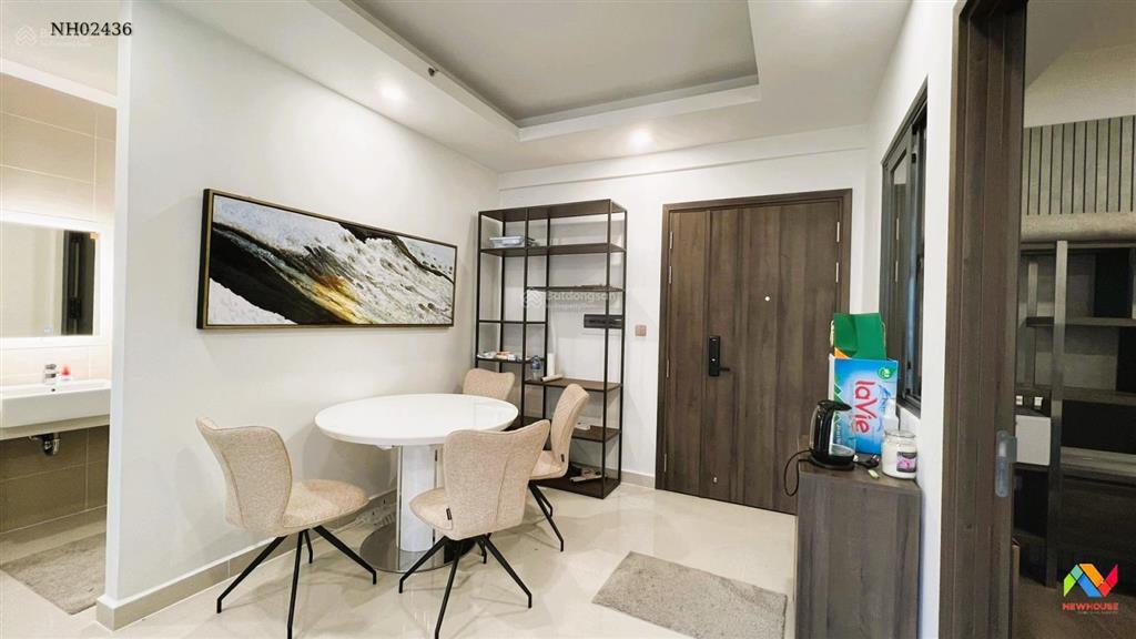 Q7 boulevard 2pn 2wc căn gốc, có hđmb, view đẹp căn góc hướng mát 2 view vị trí thuận tiện