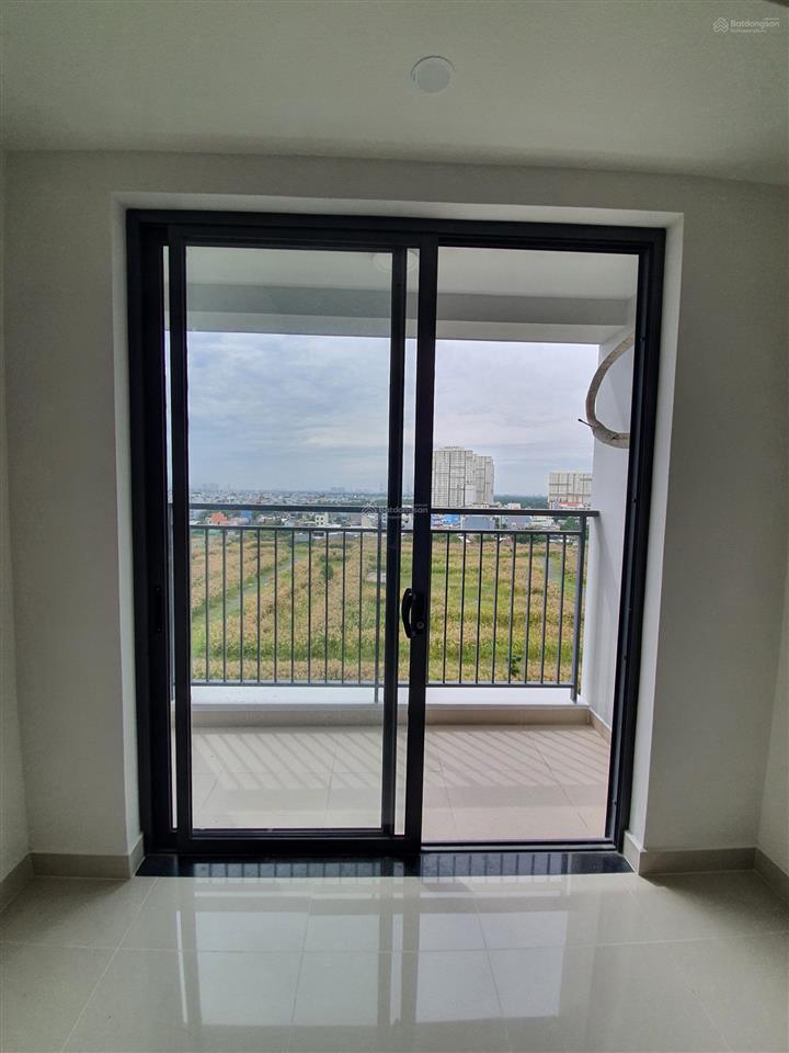 Siêu phẩm bán gấp q7 boulevard 2pn 1wc view sông hướng bắc, tầng cao vừa yên tĩnh