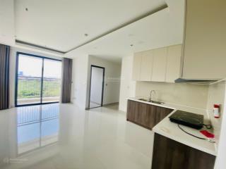Q7 boulevard 2pn 2wc căn gốc, có hđmb, view đẹp căn góc hướng mát 2 view vị trí thuận tiện