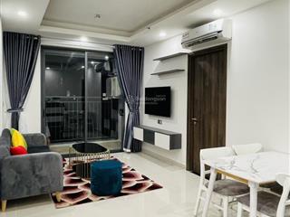 Q7 boulevard 2pn 2wc có hợp đồng mua bán, tầng trung yên tĩnh thoáng mát