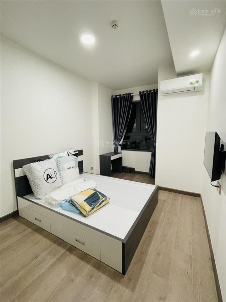 Q7 boulevard 2pn 2wc có hợp đồng mua bán, tầng trung yên tĩnh thoáng mát