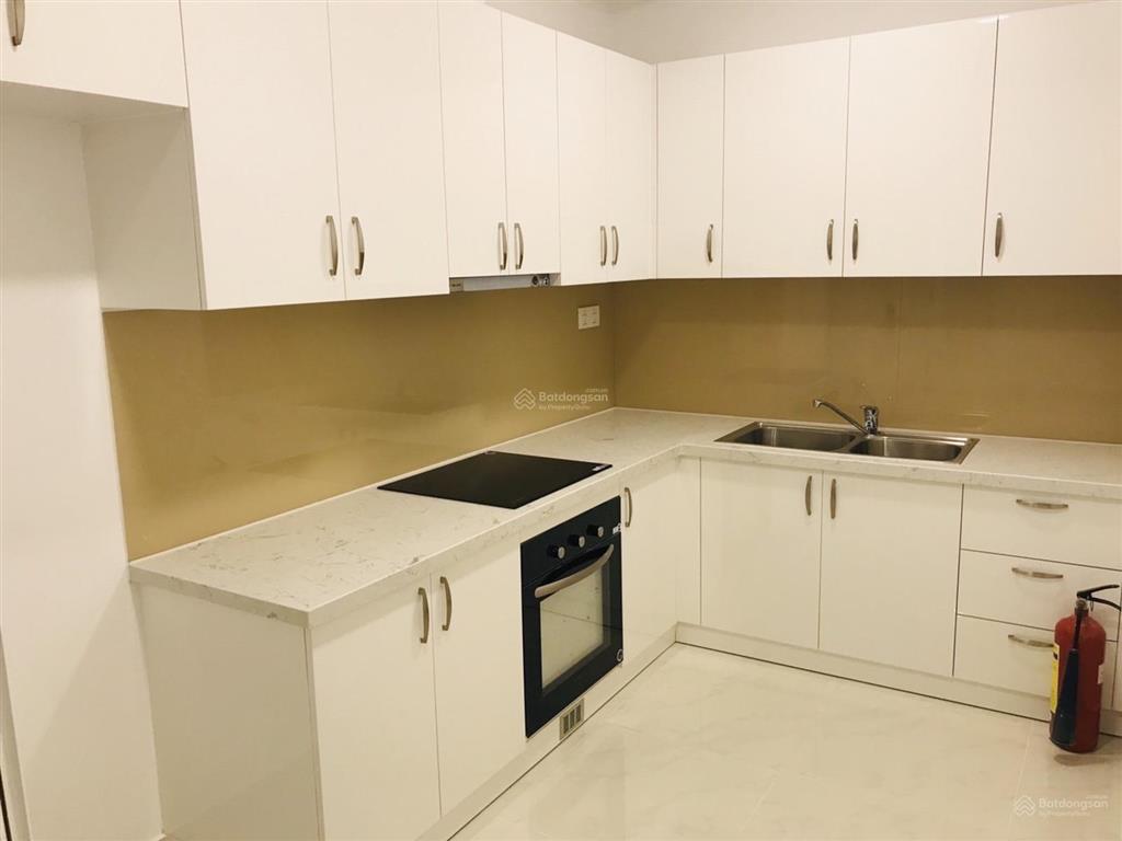 Saigon mia chủ đi nước ngoài cần bán gấp 70m2 4.8 tỷ bao giá thị trường