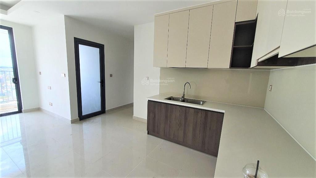 Q7 boulevard 2pn 1wc căn gốc giá 95% đã vat mới tầng trung view đẹp vị trí tốt