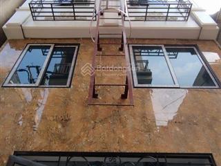 Tôi chính chủ cần bán căn nhà 8 tầng, 27 phòng kk đang cho thuê 120tr/tháng tại nguyễn trãi,mỗ lao