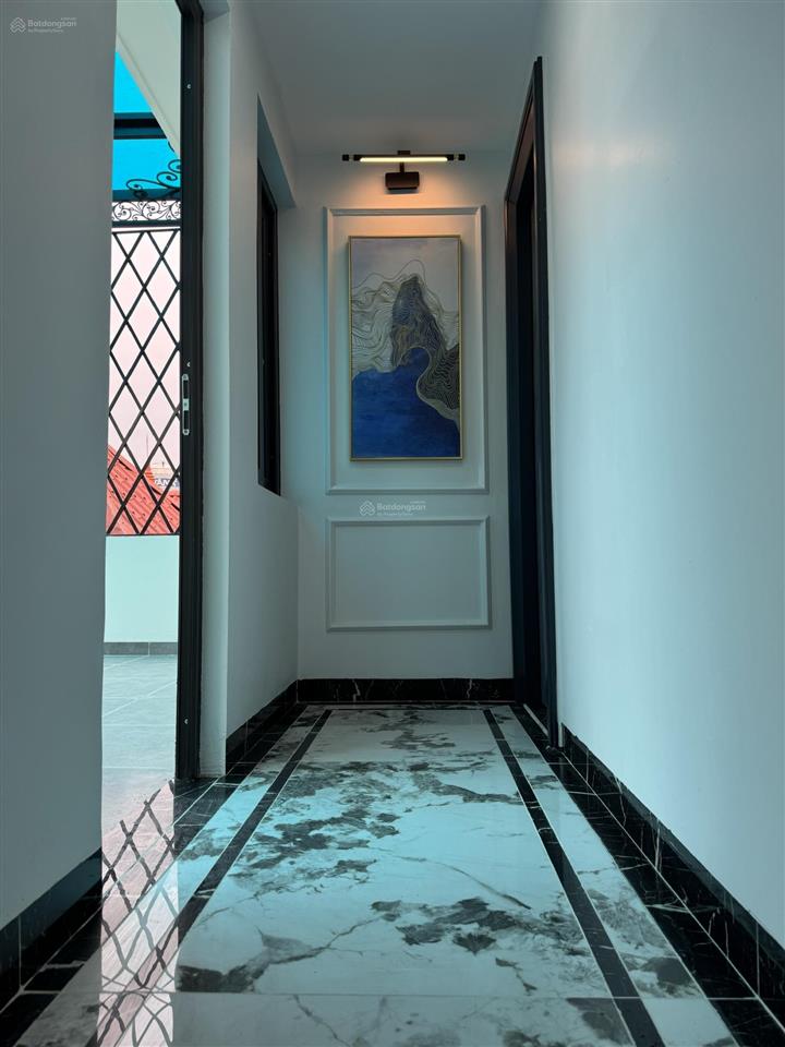 Chính chủ bán gấp căn nhà 6 tầng, 13 phòng kk 60m2, thang máy tại mỗ lao hà đông giá nhỉnh 15 tỷ