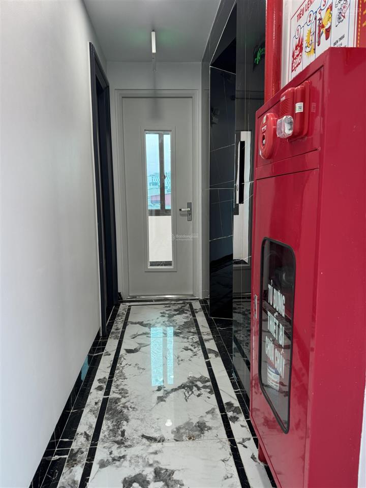 Chính chủ bán gấp căn nhà 6 tầng, 13 phòng kk 60m2, thang máy tại mỗ lao hà đông giá nhỉnh 15 tỷ