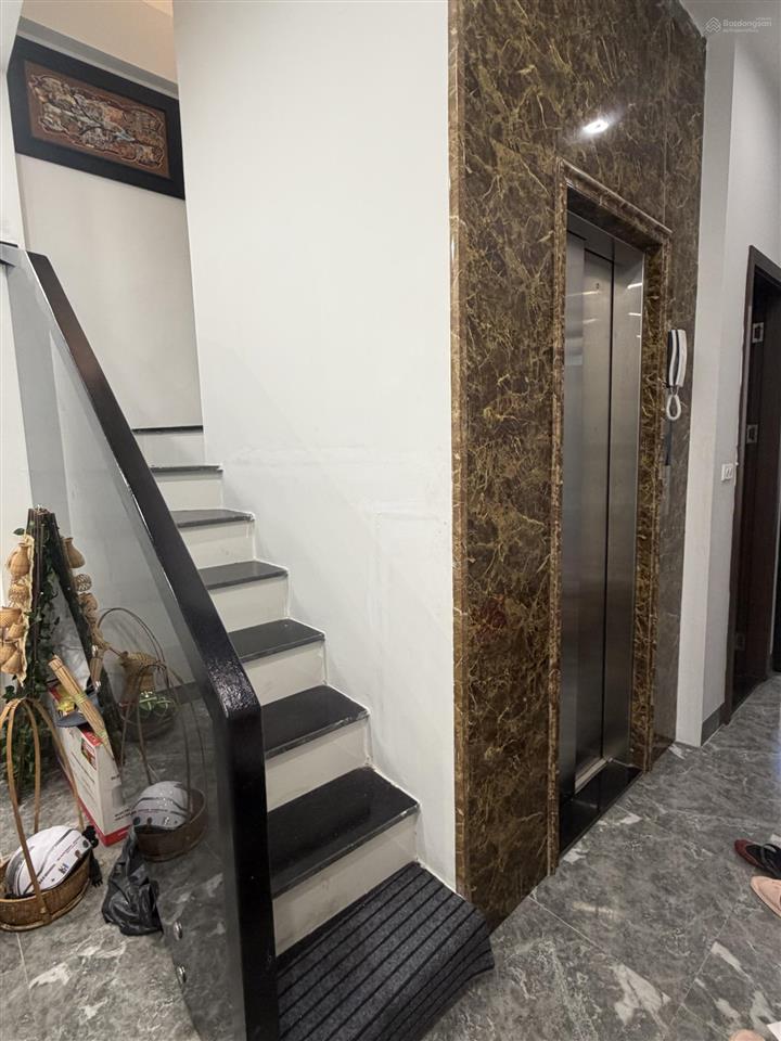 Không quy hoạch 10a3 phân lô tiểu khu ngọc khánh 51m2  oto vào nhà  5 tầng thang máy