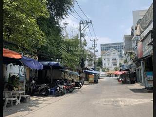 Hiếm ! ngang 7 x 19  4 tầng  xe hơi 6m  gần đh văn lang vô sb tân sơn nhất vài phút giá 11,7 t
