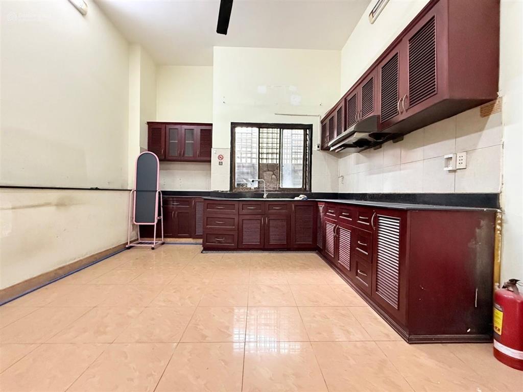  chủ nhịp giảm 600 triệu mt kd nhánh  nguyễn văn lượng  80m²  5 tầng 6 pn  giá 11,9 tỷ tl