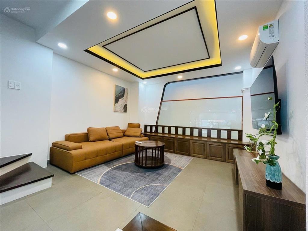 Nhà mới đẹp  đường số 30 gần chợ ân nhơn gv  đ nhựa xe hơi ngủ trong nhà  dtsd 250m2  5 tầng