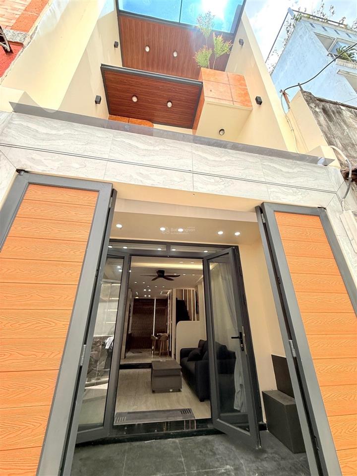 Nhà 3 tầng tt đường phan văn trị gv  dtsd 105m2  30m ra mt  shr  giá 6,55 tỷ tl