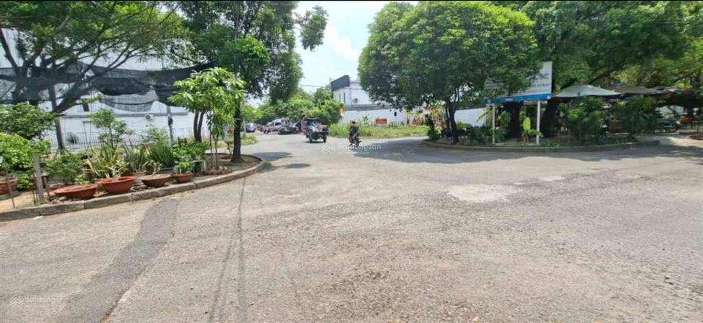 Bán nhà 4 tầng khu biệt thự cao cấp view công viên cực đẹp diện tích 5m x 20m  giá 8,5 t
