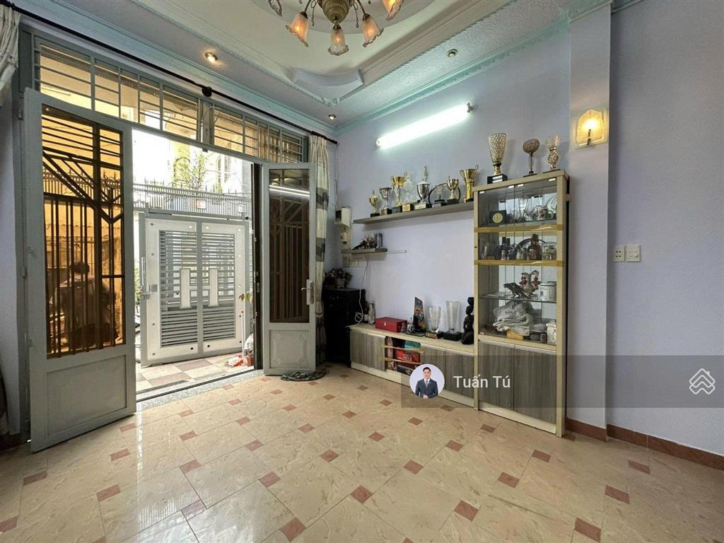 Bán nhà 4 tầng, hẻm xe hơi lê quang định, p5 bình thạnh  4x12m  5 tầng cứng cáp gần mặt tiền