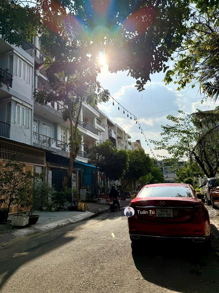 Bán nhà đặng thùy trâm  liền kề đh văn lang, 5 tầng mới (5x20m) ngay công viên đường 12m