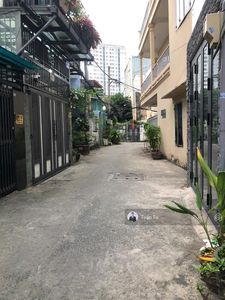 Bán nhà hẻm 5m nguyễn xí p13 bình thạnh  4x18m 2 lầu ở ngay  ngay vincom nguyễn xí, dân trí cao