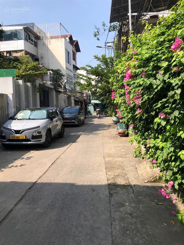 Bán khuôn đất hẻm xe hơi tránh bùi đình túy p24 bình thạnh  3,7x13,4m cn 50m2cách mặt tiền 50m