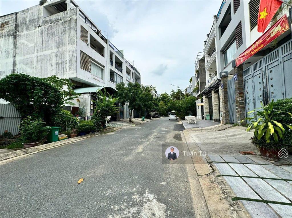 Bán khuôn đất view sông sài gòn bình lợi, p13, bình thạnh  6x20m ( 120m2) xây mới hầm 4 tầng