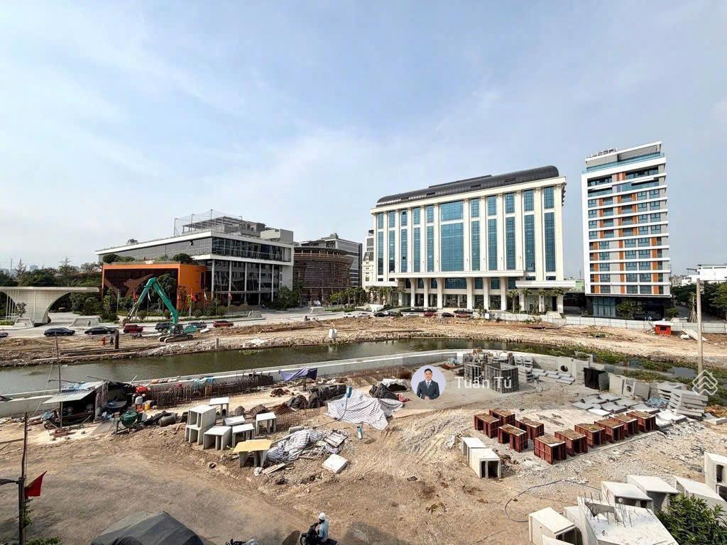 Bán đất ngay sát mặt tiền rạch xuyên tâm, nguyễn xí, p13 bình thạnh  40m2  xe hơi vào nhà