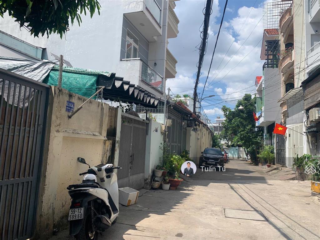 Bán nhà cấp 4 hẻm tải tránh nơ trang long, p13 bình thạnh  4,91x25m xây cao tầng  gần mặt tiền