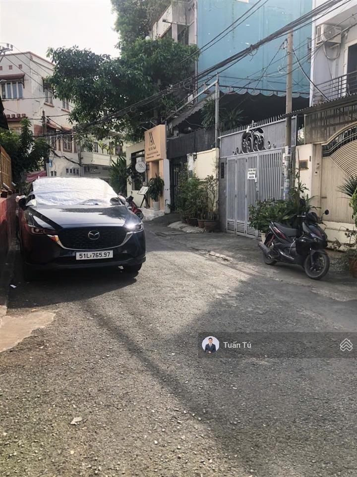 Bán tòa nhà căn hộ dịch vụ vip  80/ hoàng hoa thám  4x22m  5 tầng  vị trí hiếm có  giá 21,8 tỷ