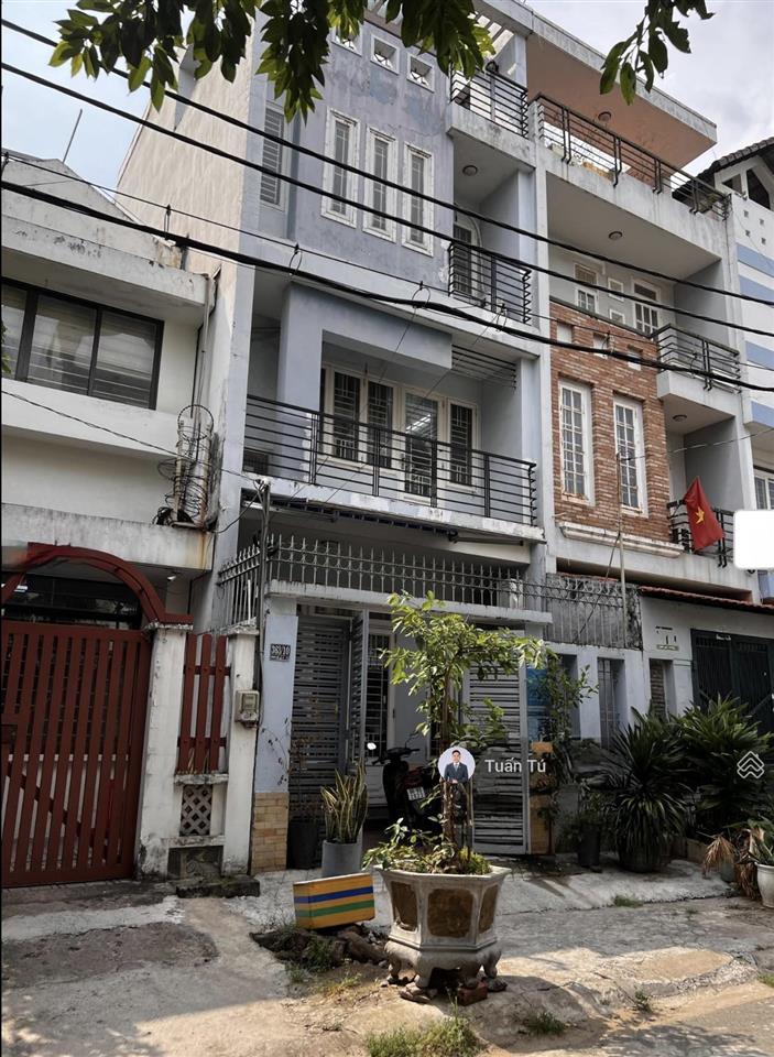 Bán nhà đường 12m bình lợi. ngay khu biệt thự ven sông bình thạnh. 5m x 18m. 3 tầng. giá 13,8 tỷ