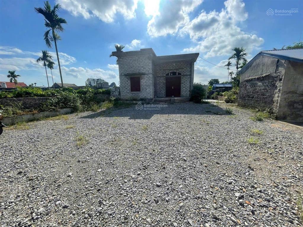 Full thổ cư mà lại cứ ngỡ là đất 03 vì quá rẻ . 202m mà đâu có chỉ 1 tỷ .