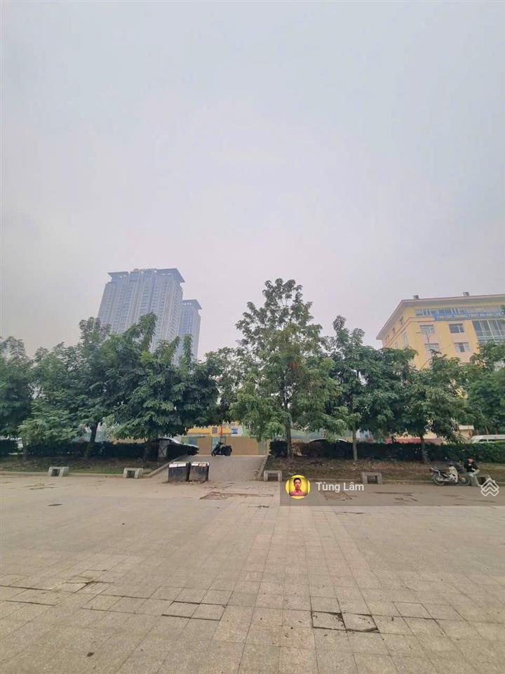 Đã có gpxd 10 tầng, dt 1800m2  mt 40m view hồ rộng lớn, pháp lý chuẩn, triển khai ngay