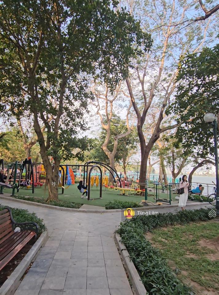 Số 4 ngõ 20 quảng khánh, gần công viên, vườn hoa, nhà hát ngọc trai