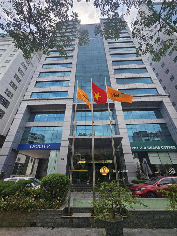 Tòa tháp mặt phố  số 9 duy tân dt 2000m2 x19 tầng, 1300 tỷ, cho thuê được giá