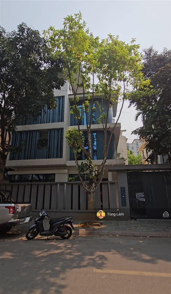 Ảnh thật mt 14m, mp thọ tháp, view thoáng, vỉa hè rộng, dt 189m2  ngang 14m