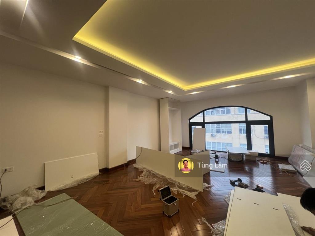 Bán nhà 9 tầng số 5 đội nhân đối diện viện phổi, gần viện quân y