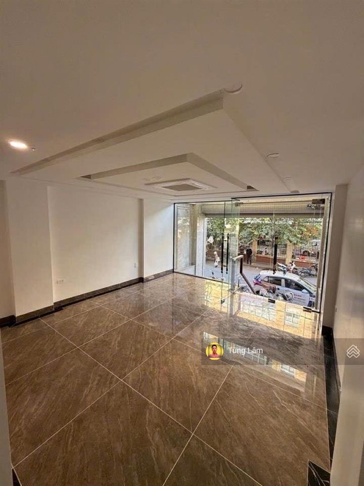 Bán nhà 9 tầng số 5 đội nhân đối diện viện phổi, gần viện quân y