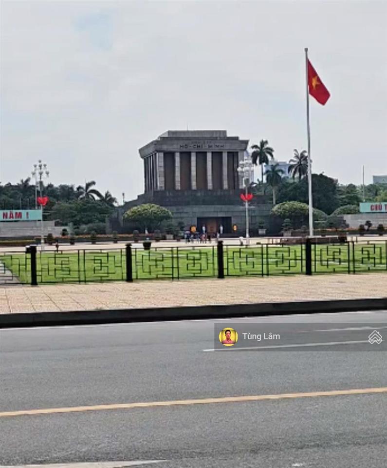 Trung tâm quyền lực  mp lê hồng phong, mặt tiền 6m, đối diện lăng bác