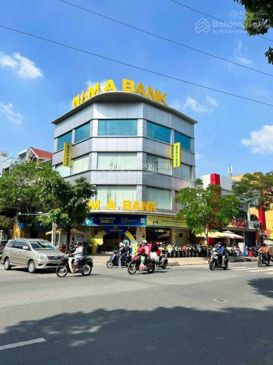 Cần tiền bán tòa nhà mt trần hưng đạocho ngân hàng thuê  8x20m  6 tầng  hđt 250 triệugiá 65 tỷ