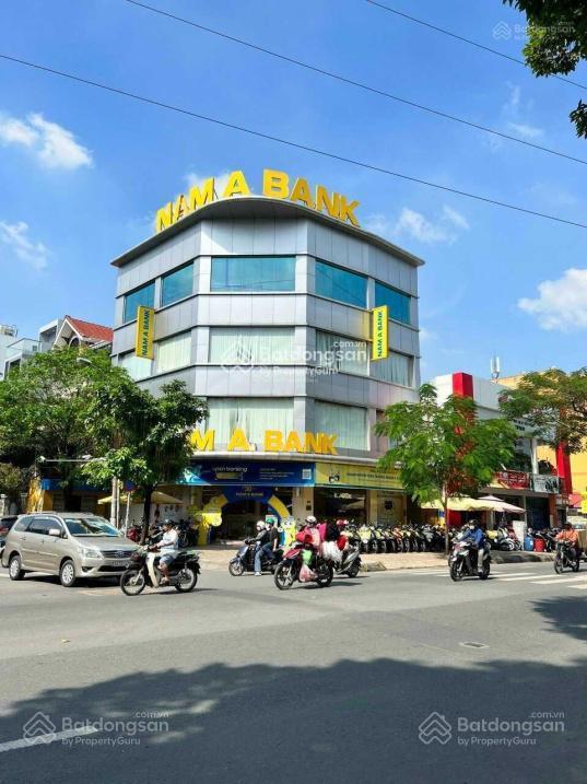 Cần tiền bán tòa nhà mt trần hưng đạocho ngân hàng thuê  8x20m  6 tầng  hđt 250 triệugiá 65 tỷ