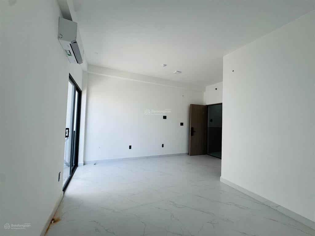 Cho thuê nhà mới đường bình lợi, p13, bình thạnh. dt 5x20m có 4 phòng ngủ. giá 25tr/tháng