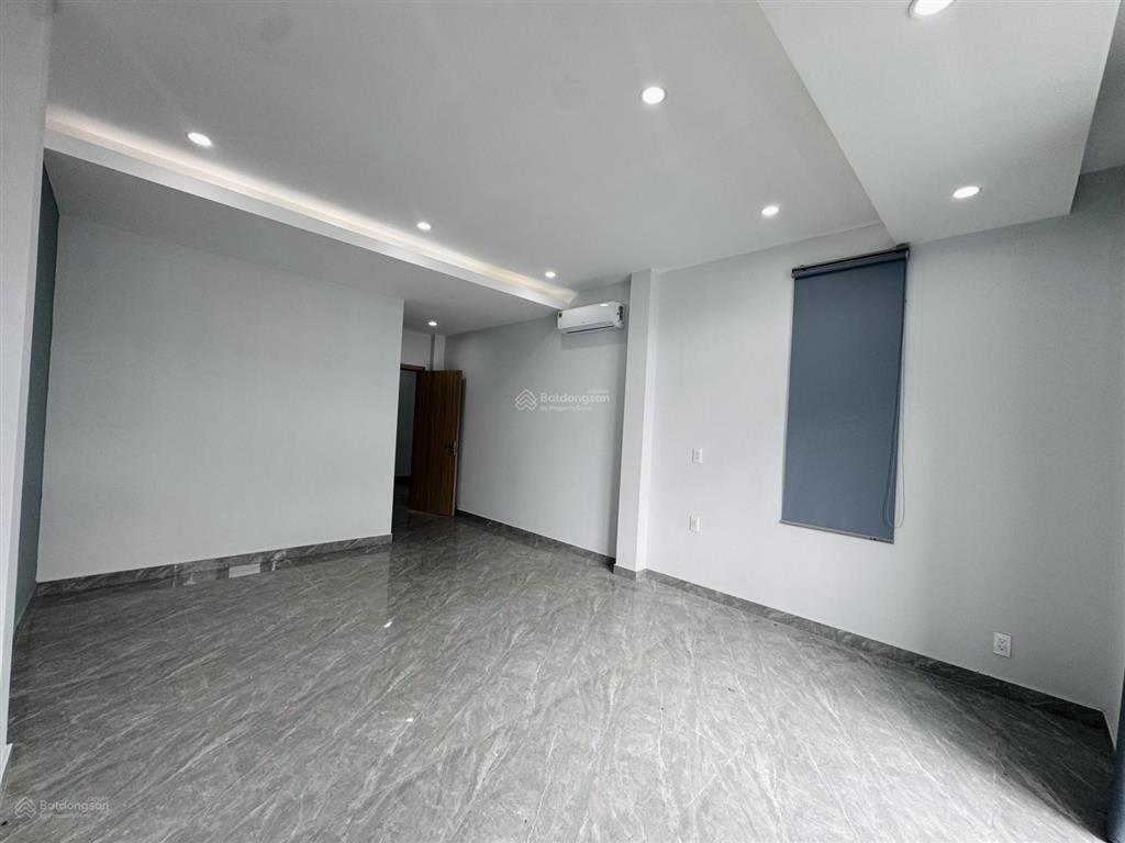 Cho thuê biệt thự đường bình lợi, p.13, bình thạnh. diện tích 7x20m. giá 42tr/tháng.  0933 445 ***