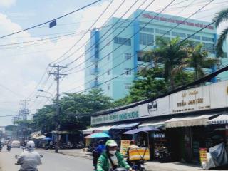 Siêu phẩm nhà mặt tiền cạnh cao đẳng công thương  tp hồ chí minh. dt 120m2, ngang 9m, chỉ 9.5 tỷ