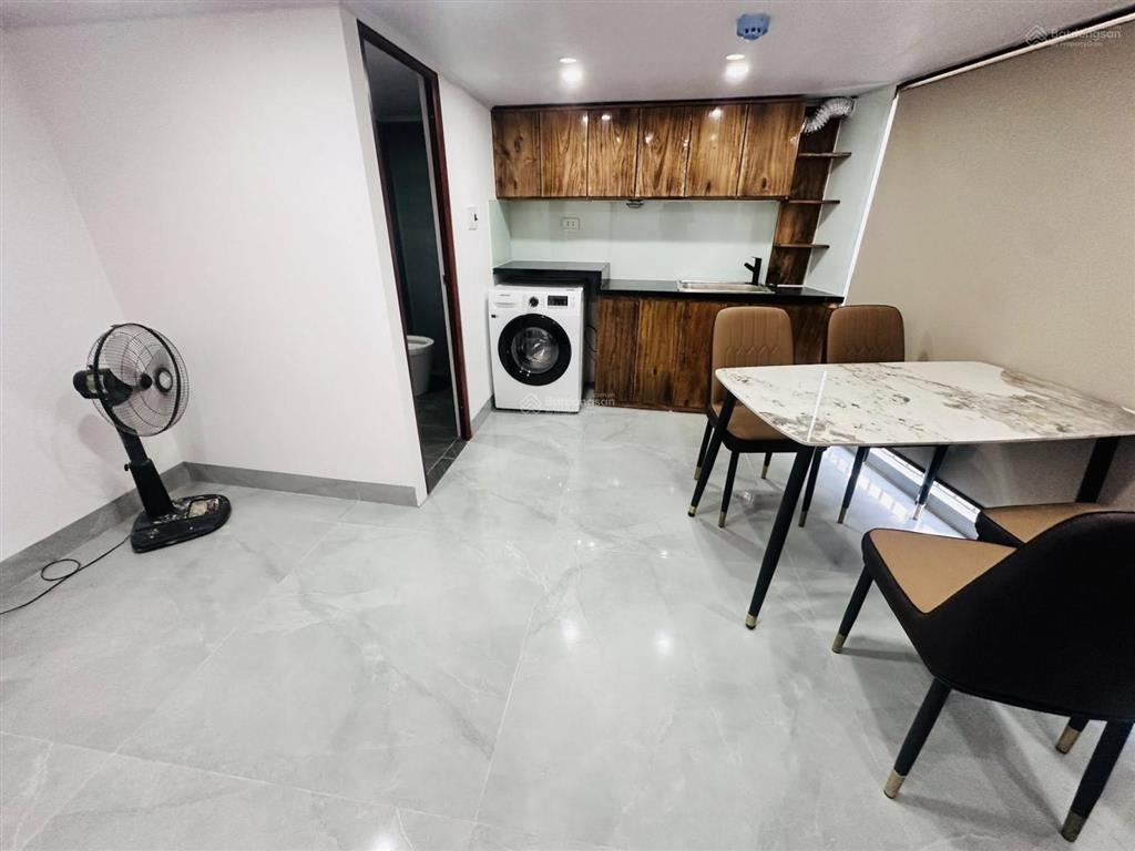 Chính chủ cần bán toà nhà 8 tầng, phố vĩnh phúc, ba đình, hà nội 28,5 tỷ, doanh thu 200/1th