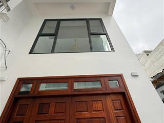 Nhà mới phúc lợi đón tết 45m2, mt 4m  6 tầng thang máy  lô góc  cạnh trường học  chợ  9,5 tỷ