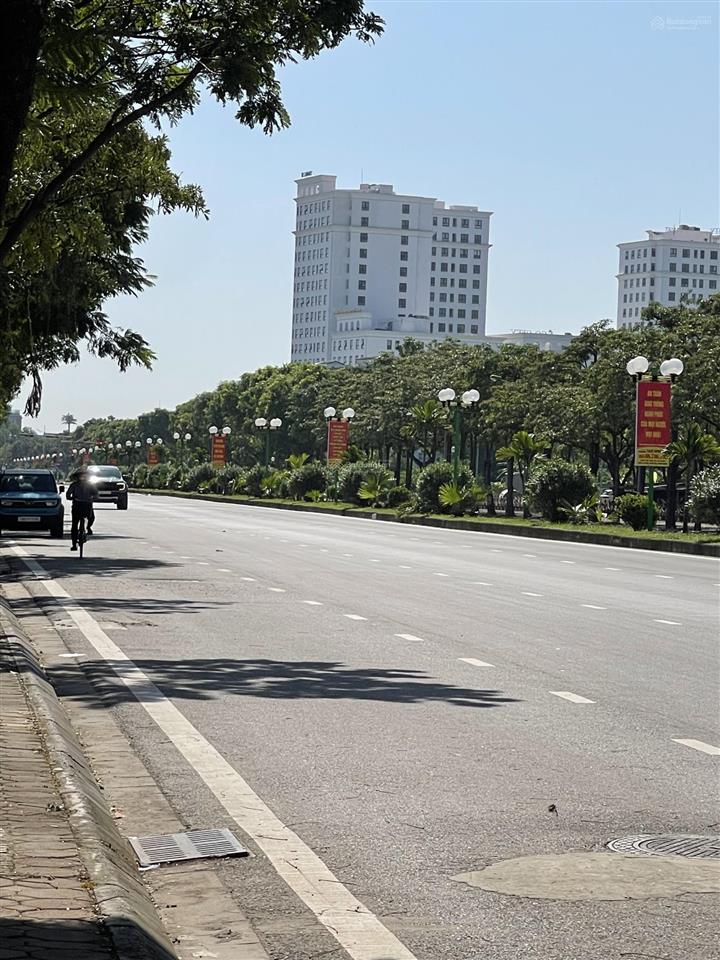 Cực ngon  đất đầu tư  giang biên  việt hưng 140m2, mt = hậu 7m, ô tô thông tránh  hơn 16 tỷ