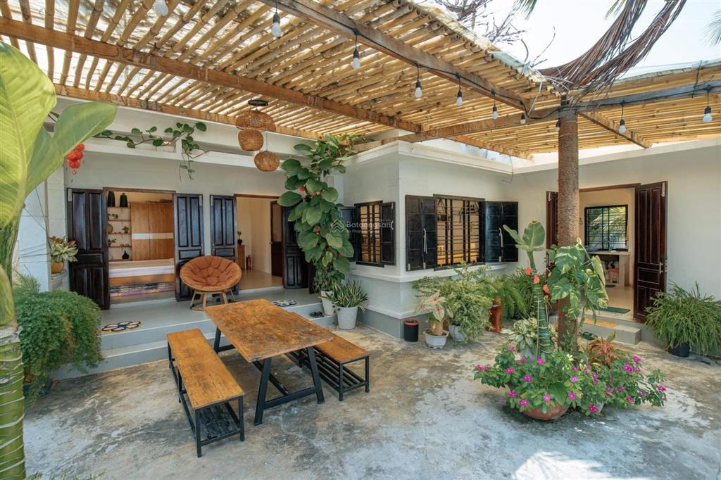 Hot! 500m2 4 tỷ giá rẻ nhất trục phố du lịch trần hưng đạo, kinh doanh được ngay