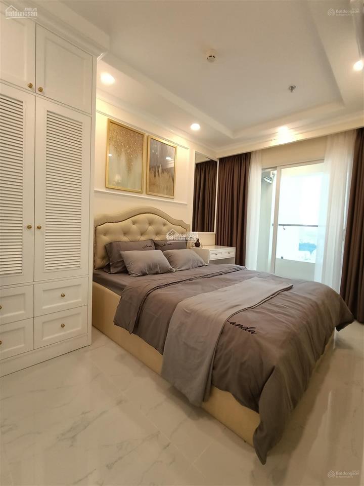 Cho thuê căn hộ cc 2pn, 2wc, dt 75m2, 12tr tại cộng hòa garden, tân bình,  0939 271 *** (tài)